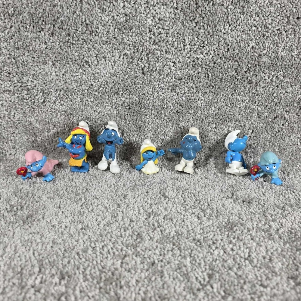Peyo Smurfs Figures Blue Vintage Lot of 7